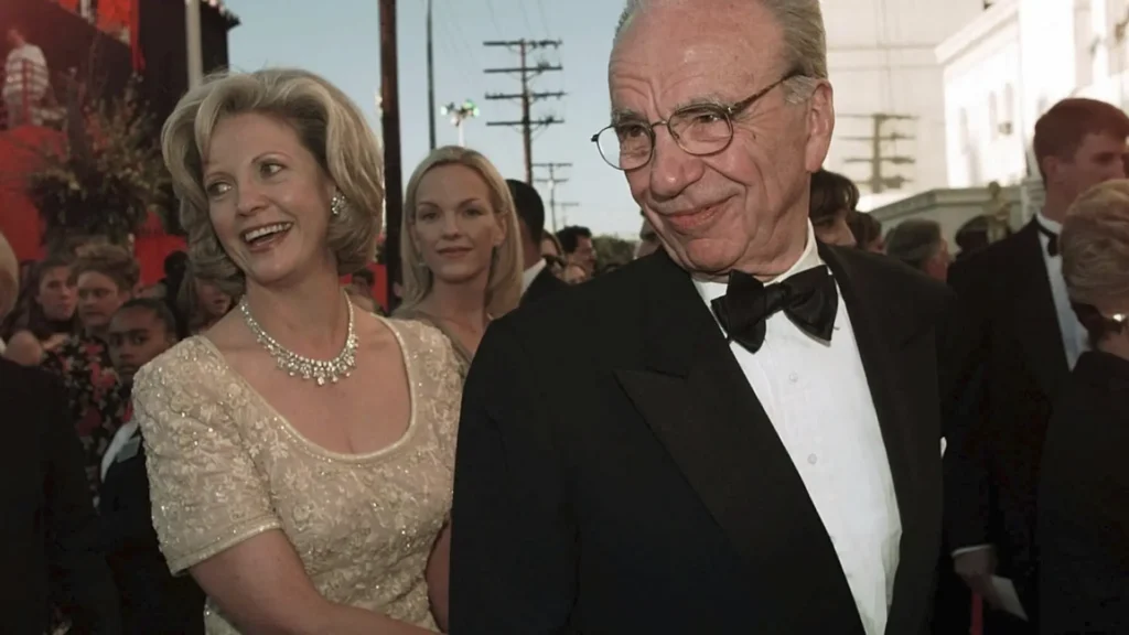 Adiós a Anna Murdoch: La Pluma de un Imperio en Silencio