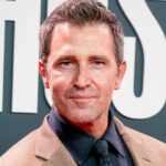 ¡Fernando Gil Al Borde de Cambiar de Carreras!