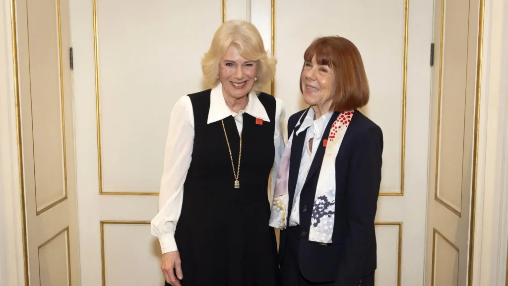 ¡La Reina Camila rompe su silencio real!