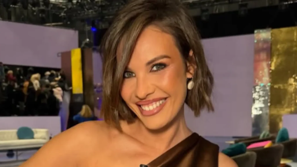 ¡Amor a todo color! Jessica Bueno besa a su nuevo amor en un vídeo irresistible