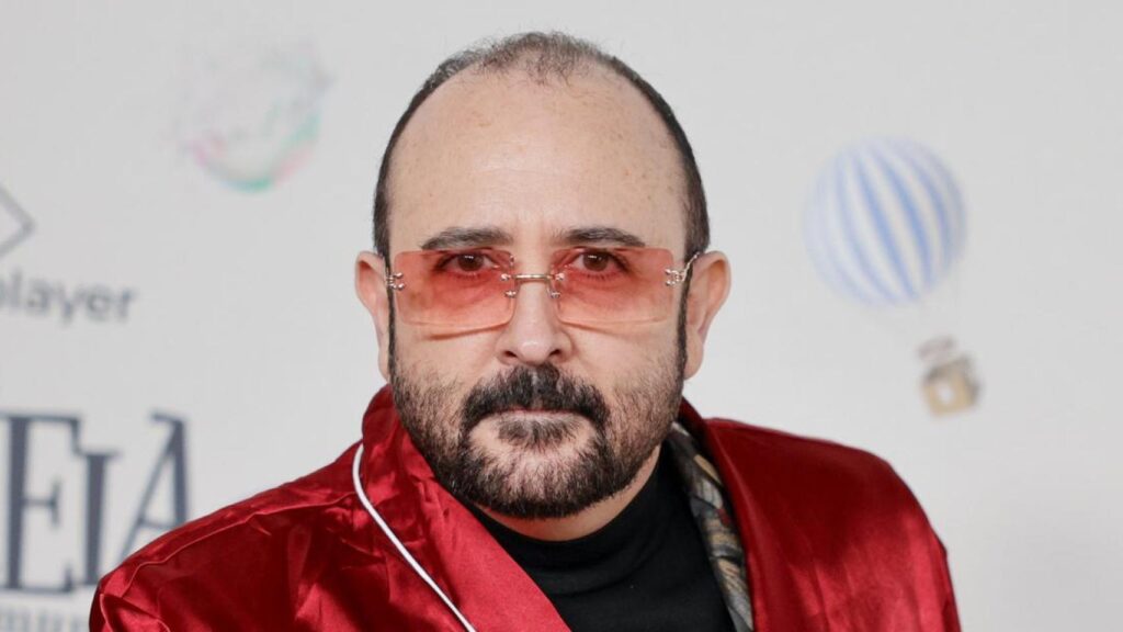 Carlos Areces se confiesa: ¡El miedo en el vestuario lo marcó!