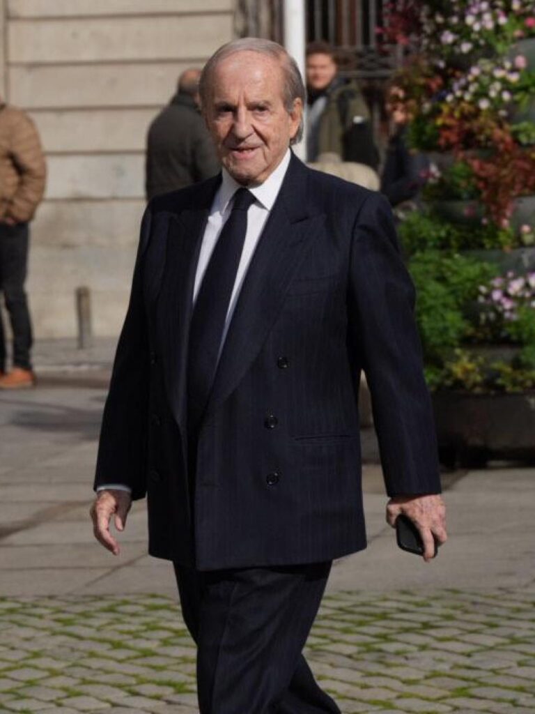 ¡Despiden al Gran Raúl del Pozo en un Desfile de Estrellas!