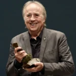 ¡Doblete de pañales para Serrat!