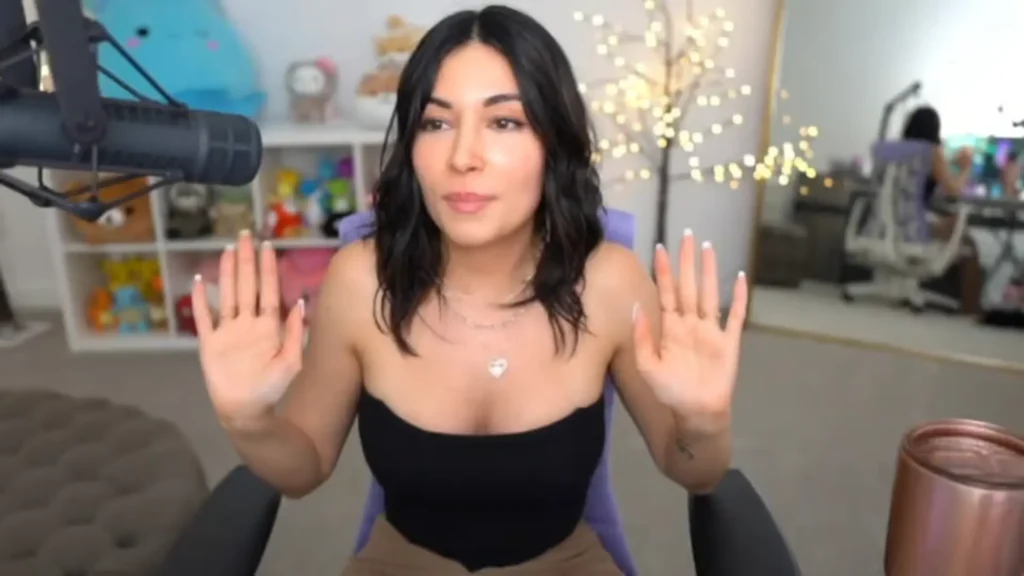 ¡Drama en Twitch! Alinity rompe cadenas por amor a su trabajo