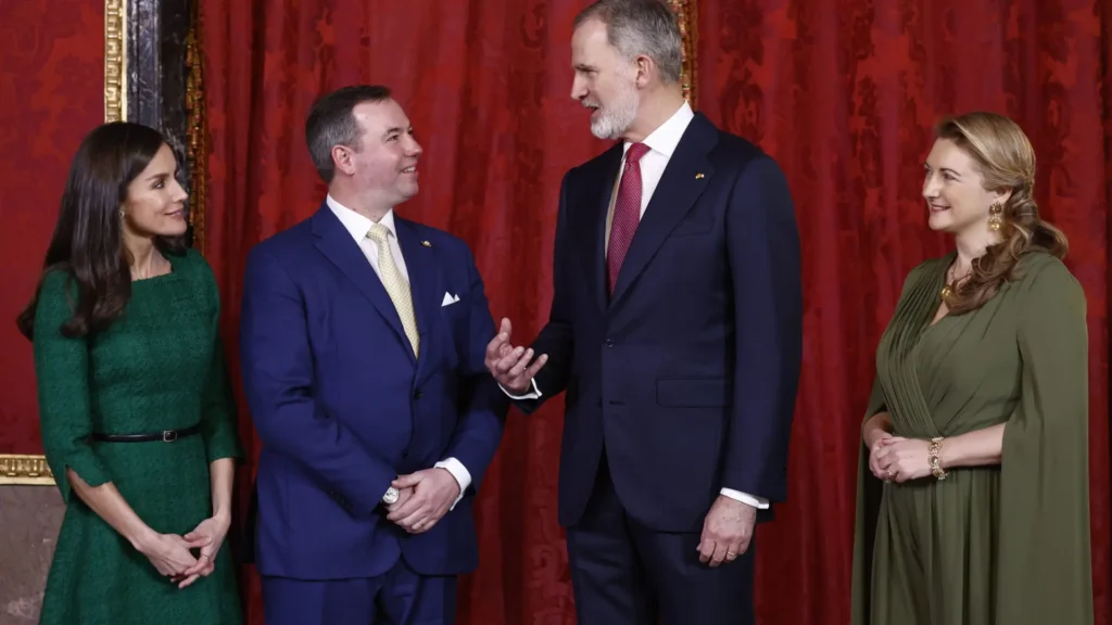 ¡Duques de Luxemburgo y Reyes de España: Vínculo Real y Revuelto!