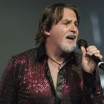 El Adiós Final de Tommy DeCarlo: La Voz de Boston Silencia