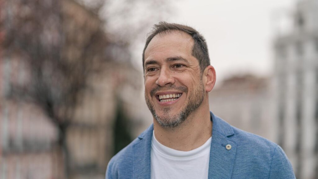 El Langui y su amor por Pan Bendito: ¡Basura y madrugones al poder!