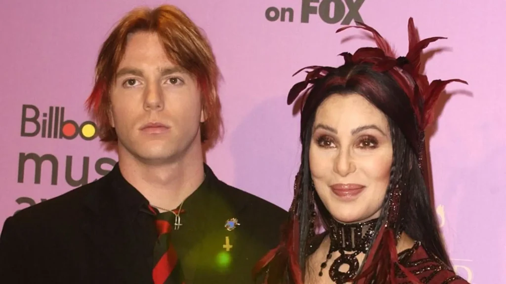 ¡Escándalo en la Familia! Elijah Blue, el Hijo de Cher, en Problemas