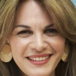 ¡Fabiola Martínez se atreve y brilla en blanco!