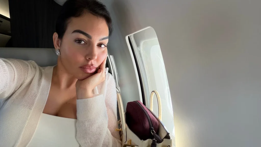 Georgina y su inesperada peregrinación: ¡Al Valle de los Caídos con niños incluidos!