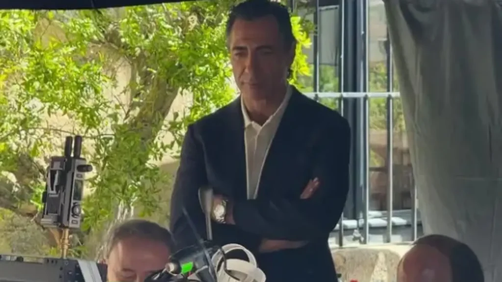 ¡Juan del Val sin barba y a lo loco en ‘Torrente’!