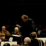 La Batuta Silenciada: Juanjo Mena se Despide