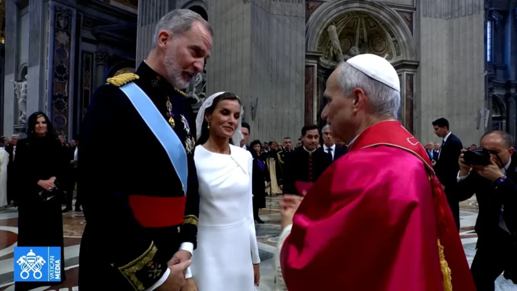¡Los Reyes y su Misteriosa Cita Vaticana!