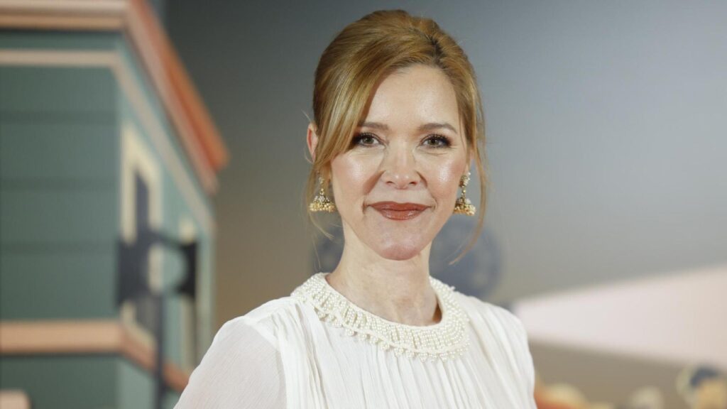 ¡Marisol se lanza al hilo y aguja nostálgico con su hija!