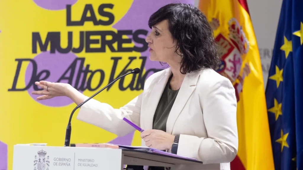 ¡Ángela Molina se corona como la musa poderosa del 8M!