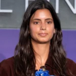 ¡Nietísima al Ataque! Ariadna Vargas Llosa Brilla en Belleza