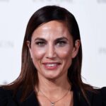 ¡Toni Acosta descubre su paraíso escondido de energía volcánica!