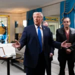 ¡Trump se deja seducir por el Rey! Visita sorpresa a Graceland