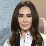 ¡Vicky Martín Berrocal deslumbra con su estilo y elegancia en casa!