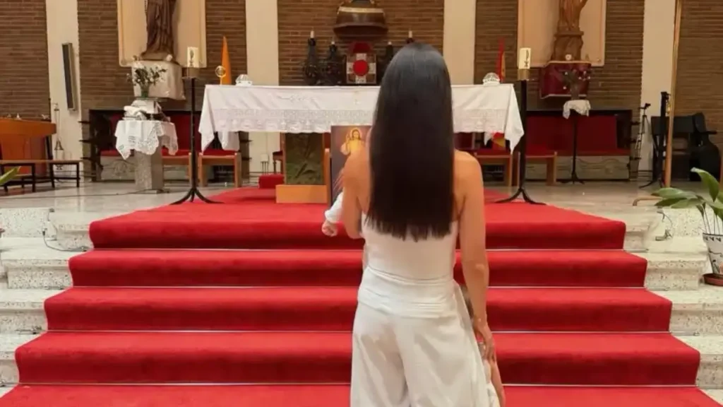 Cristina Pedroche: la verdad sobre el bautizo de su segundo hijo